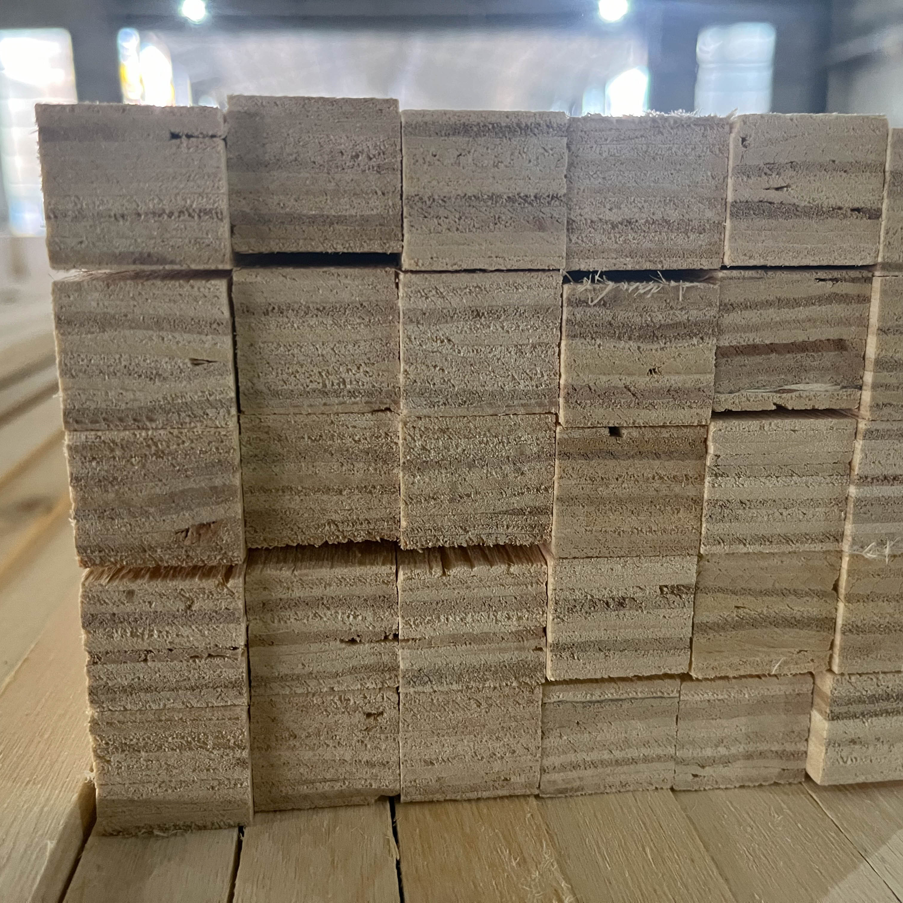 High Quality 24mm Pine Plywood Modern Design  E0 Formaldehyde Emission Standards