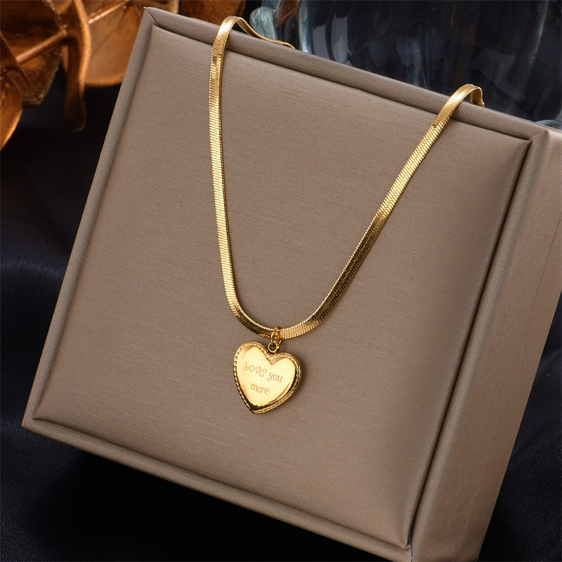 Stainless Steel Fashion Jewelry Necklace Waterproof 18k Gold Plated Roman Numeral Heart Necklace Stainless Steel