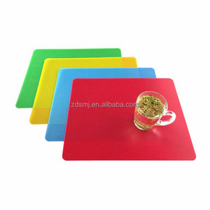 Transparent solid color PP plastic kitchen table mat/cutting mat/cork placemats