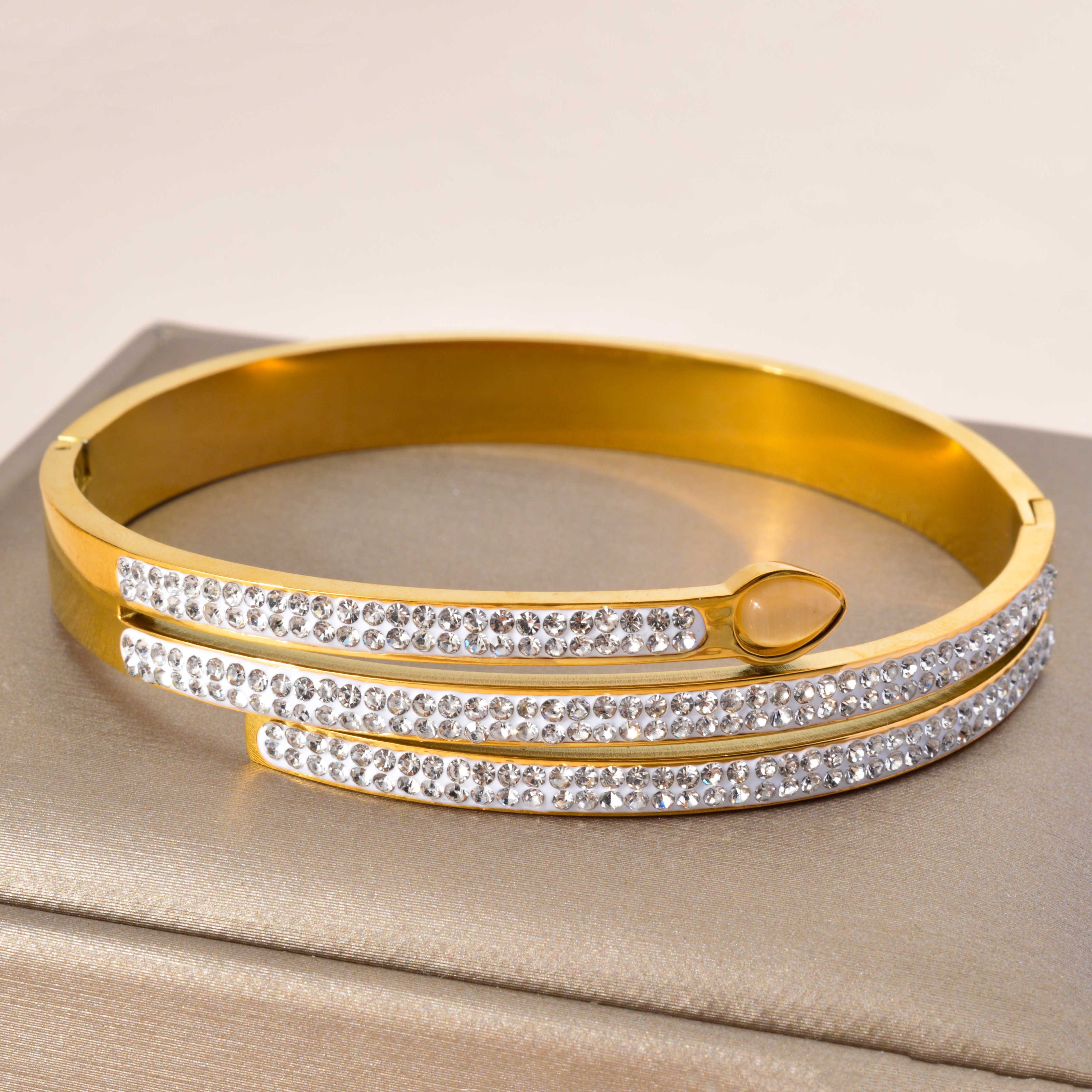 Wholesale Custom 18k Gold Plated Stainless Steel Bijoux Acier Inoxydable bracelets for woman