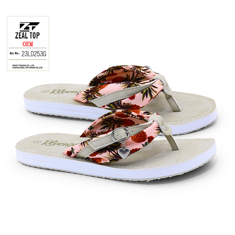 new design women flip flops custom logo with flowers design charms accessories wholesale slippers rubber manufacturers