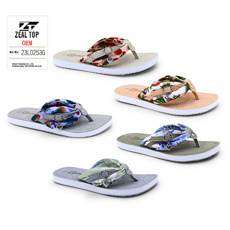 new design women flip flops custom logo with flowers design charms accessories wholesale slippers rubber manufacturers