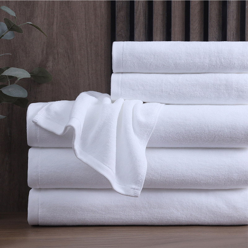 Hotel Towels Luxury Set 100% Cotton Bathroom Towels 70*140 500gsm 32s Yarn White Soft Face Towel Custom Logo And Size