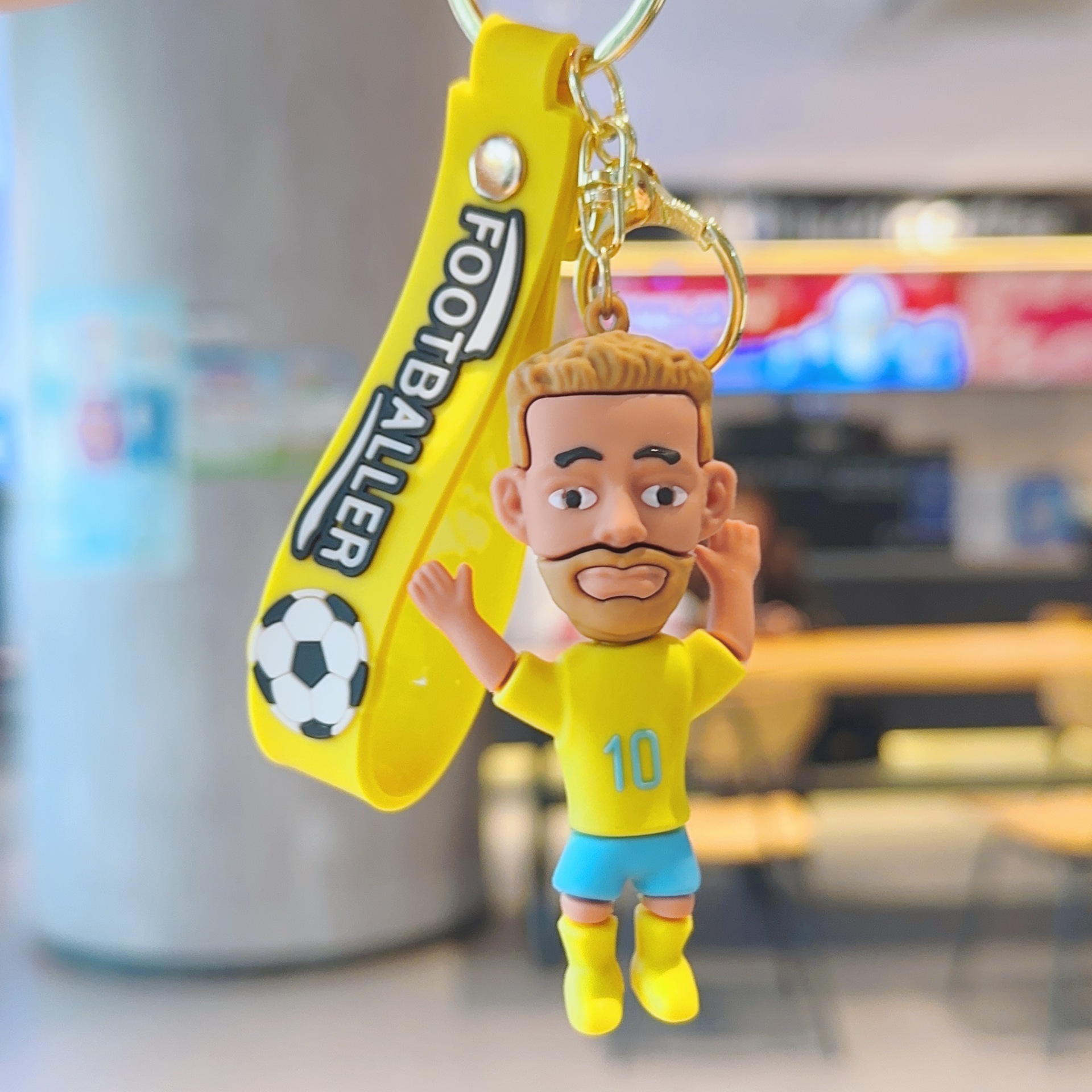 New Football Star Keychain 3d Pvc Superstar Messi Ronaldo Doll Pendant Keychain Messi key chain wholesale