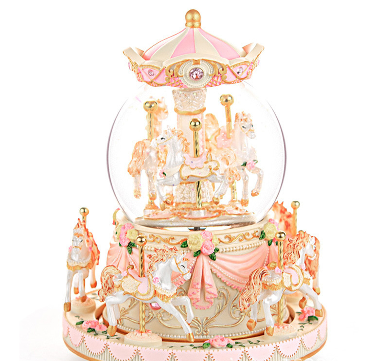 Factory Direct Sales Wholesale Musical Castle Carousel Horse Gift Rotating Music Box Snow Globe For Birthday Souvenir