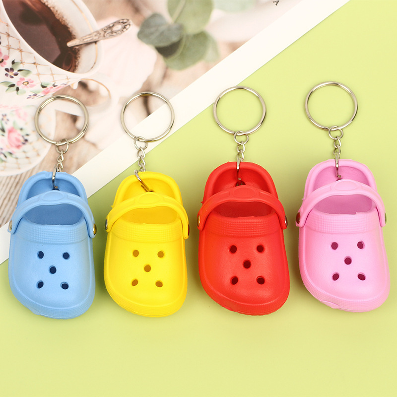 wholesale personalized slippers couple key chain ring car bag pendant mini croc shoe charms keychain