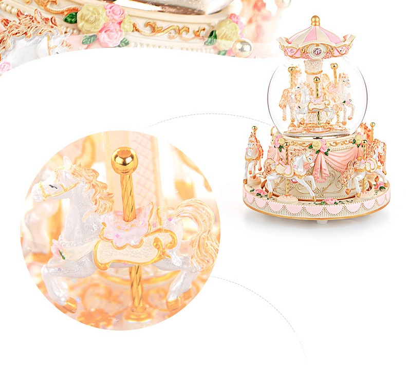 Factory Direct Sales Wholesale Musical Castle Carousel Horse Gift Rotating Music Box Snow Globe For Birthday Souvenir