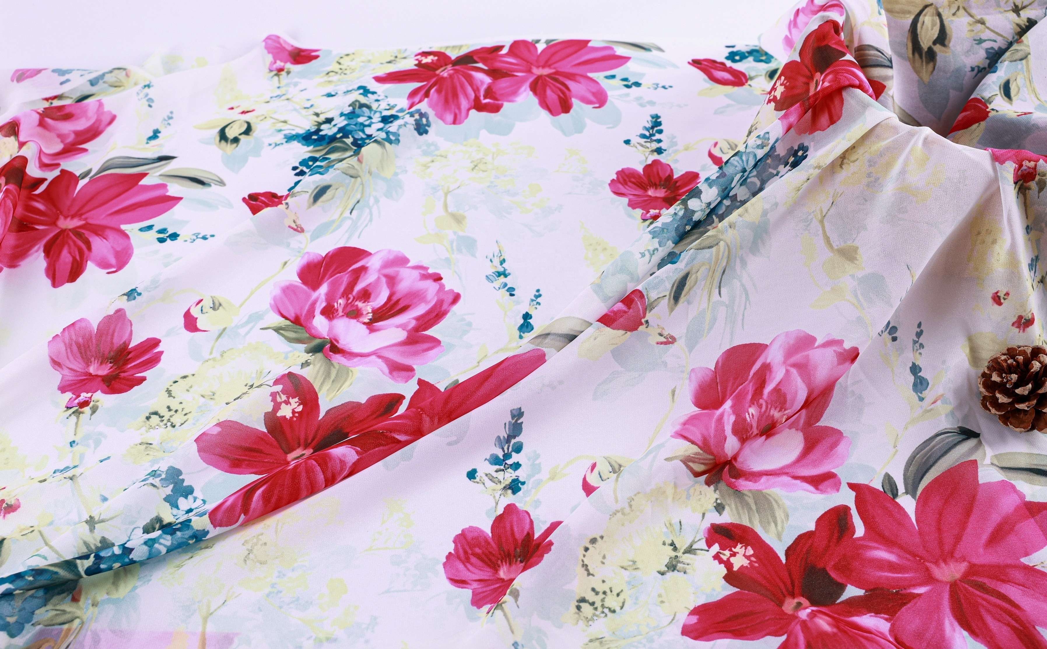 Sunshine Light Printed Premium Shifon Fabric Custom Floral Polyester Chiffon Printing Fabric For Clothing Dress