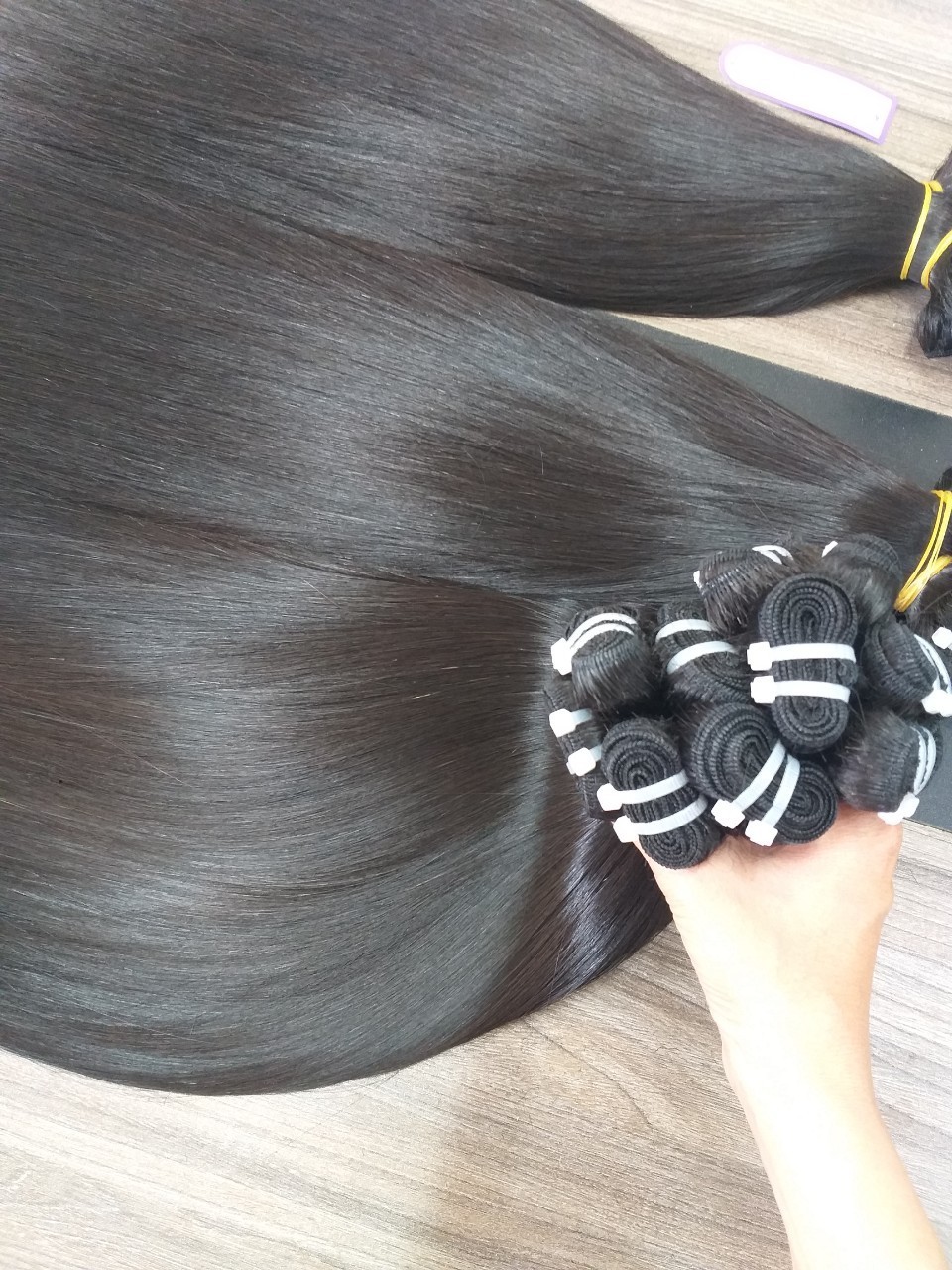 Cuticle Aligned Bundles Virgin Hair 1 donor for Wig & Human Hair Extension good for Bleaching Vietnamese Raw Natural Black