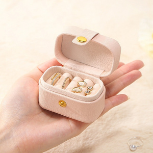 Wholesale new customized travel jewelry small case jewelry safe box pu leather storage case jewelry packaging box for women men