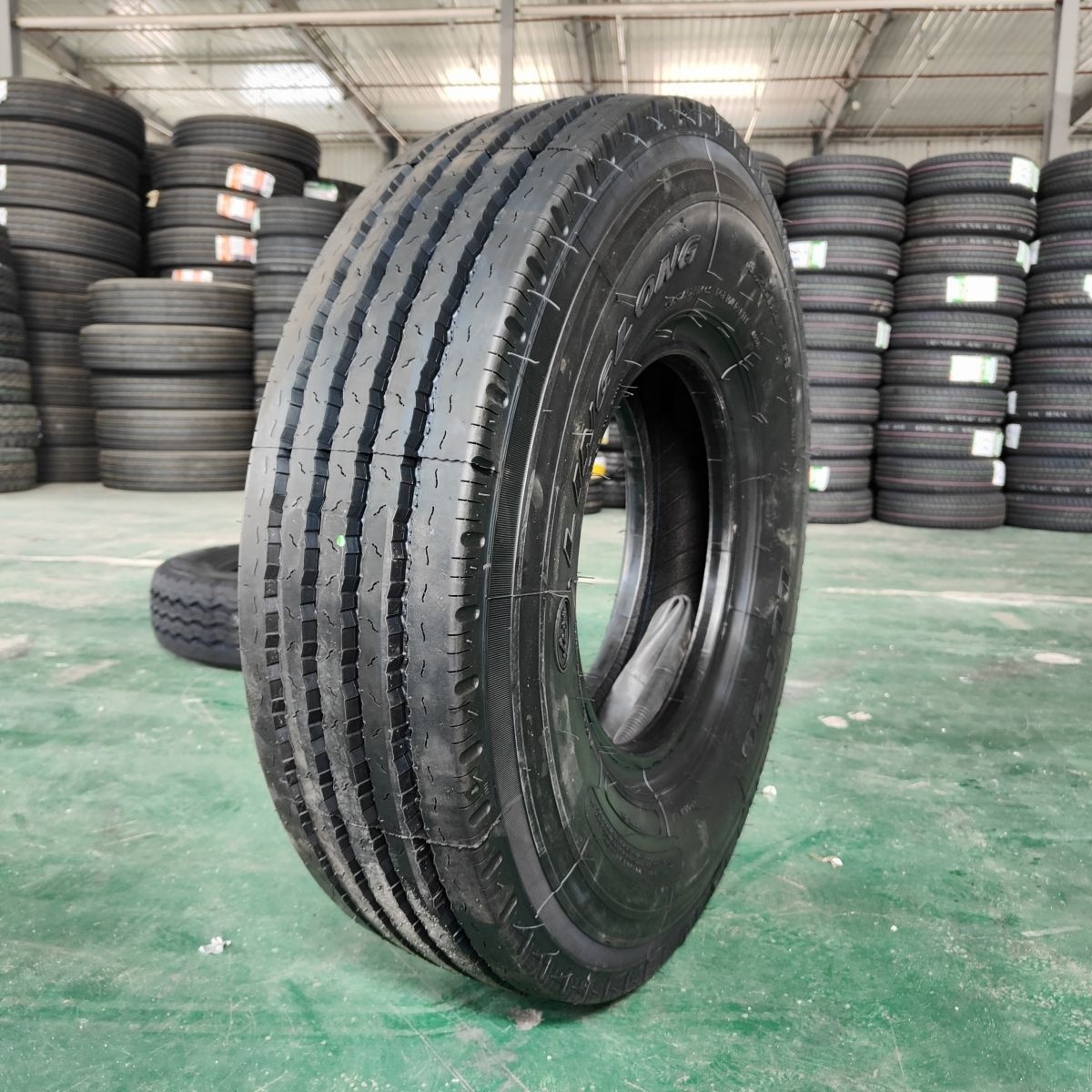 Linglong /Triangle brand tire radial tires 8.25R15LT 825 15LT 825-15 Light truck tyre