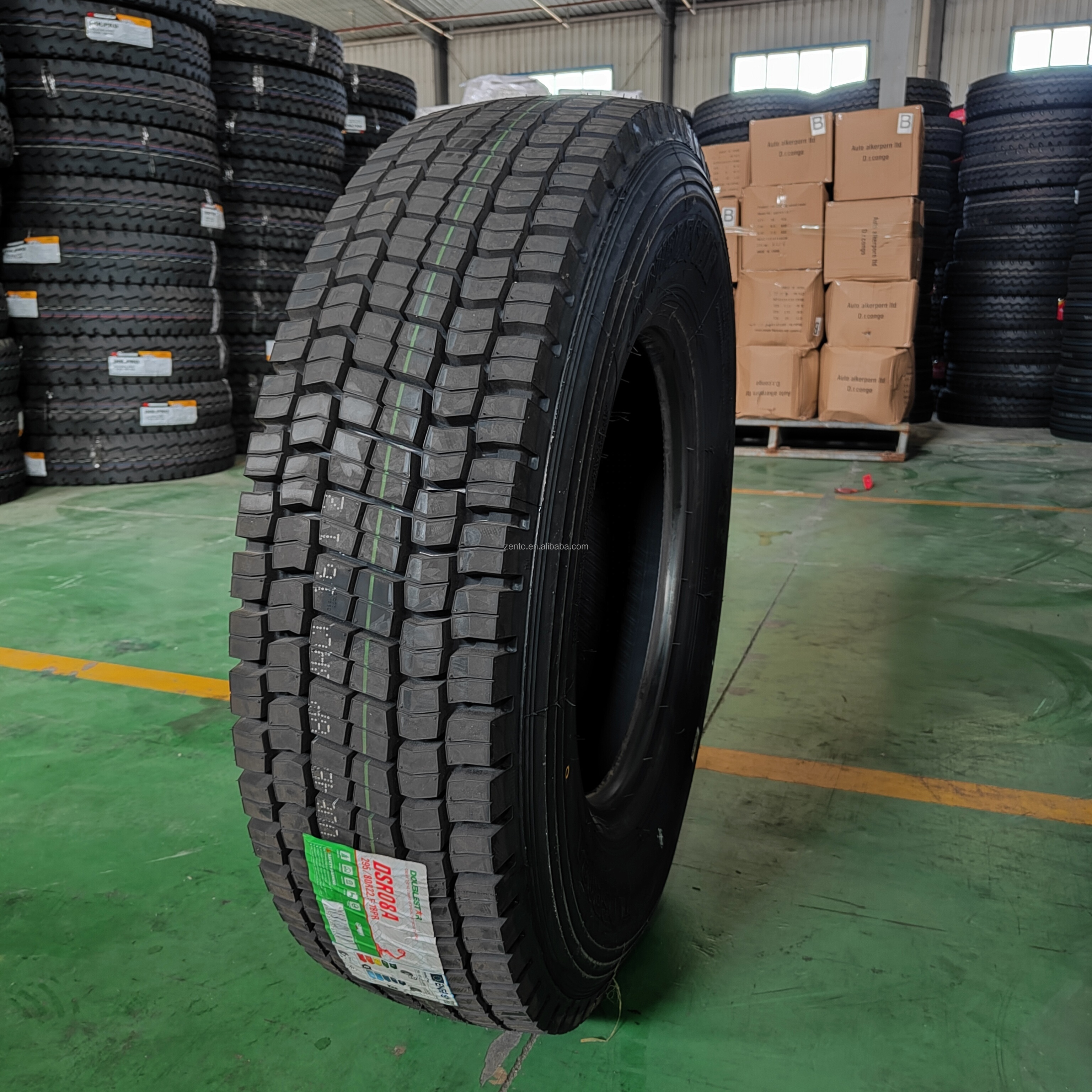 China Famous Brand Doublestar Toway Driving DSR08A 315 70 R22.5 Truck Tires