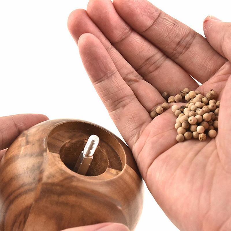 Salt And Pepper Grinder Wooden Pepper Grinder Round Shape Wood And Stainless Steel Material Manual Pepper Mill