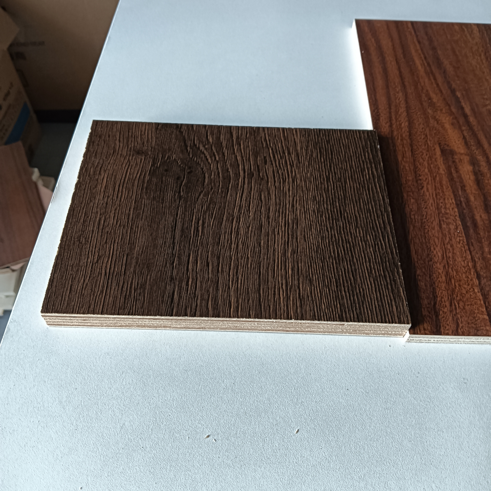 High quality 3-25mm 1220*2440 mm wood grain melamine laminated plywood