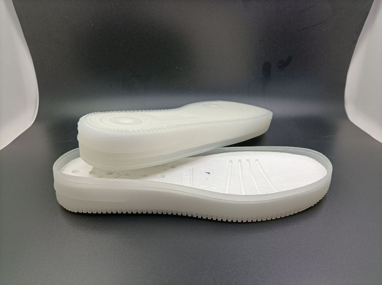 Unique Design Custom Skateboarding Style Casual Shoe Sole Elastic Soft EVA Midsole Tpu Botton Vibram Outsole BestSuppliers