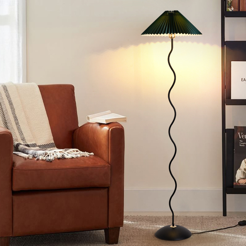 Modern Squiggle Floor Lamp Minimalist Indoor LED Light Source 160cm Height Iron Pillar PVC Lampshade Nordic Pleated Umbrella