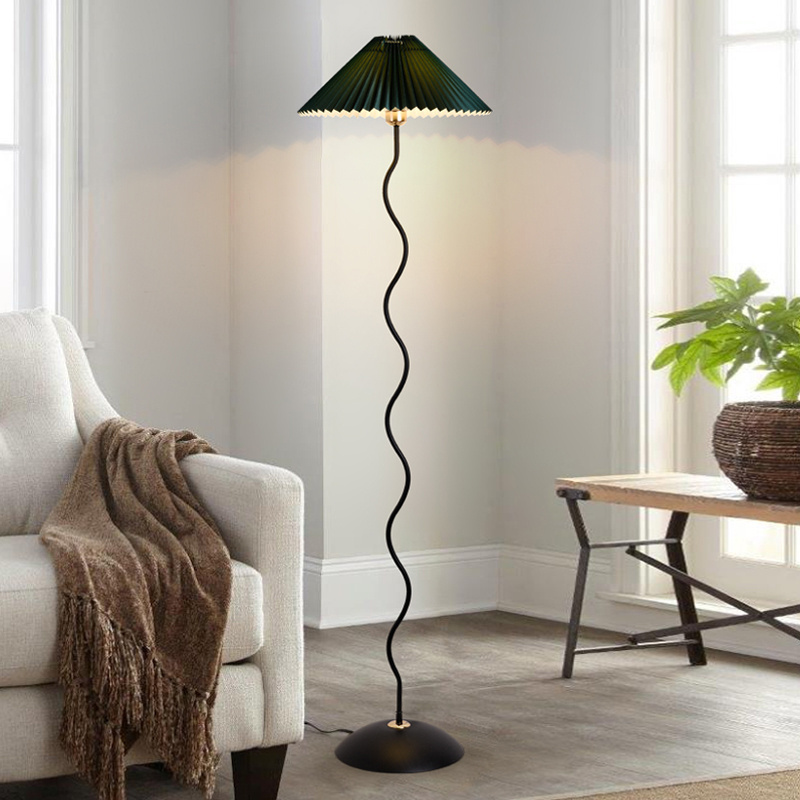 Modern Squiggle Floor Lamp Minimalist Indoor LED Light Source 160cm Height Iron Pillar PVC Lampshade Nordic Pleated Umbrella