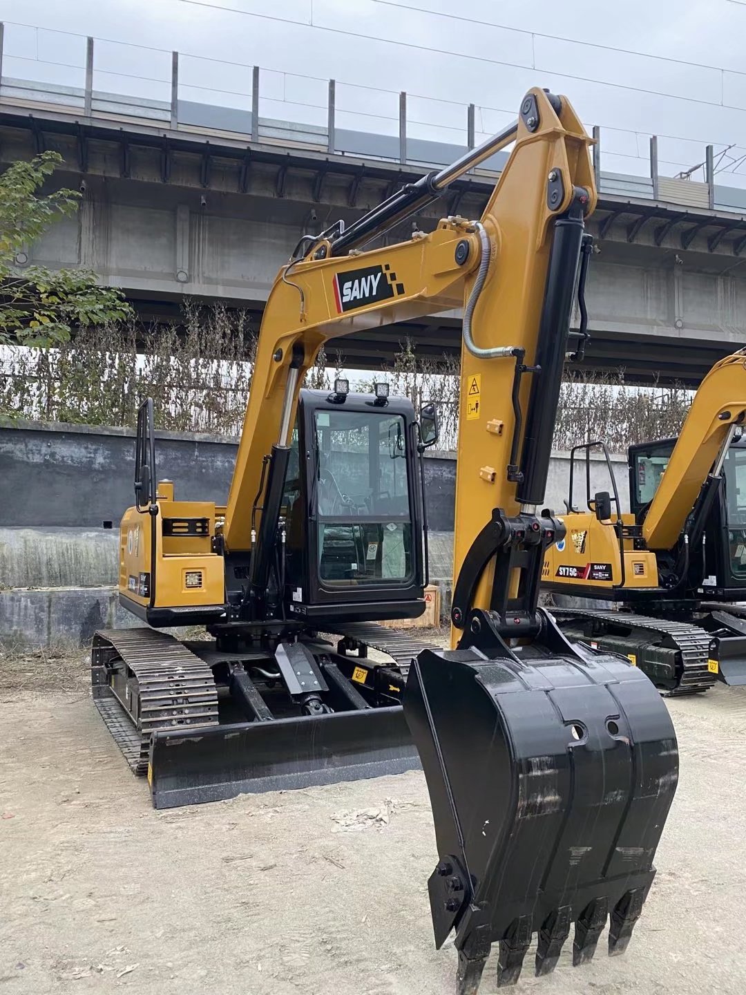 SANY SY75C Pro Mini Excavator Earth Digger Machine Second Hand Excavator with Isuzu Engine Brand Used for Sale