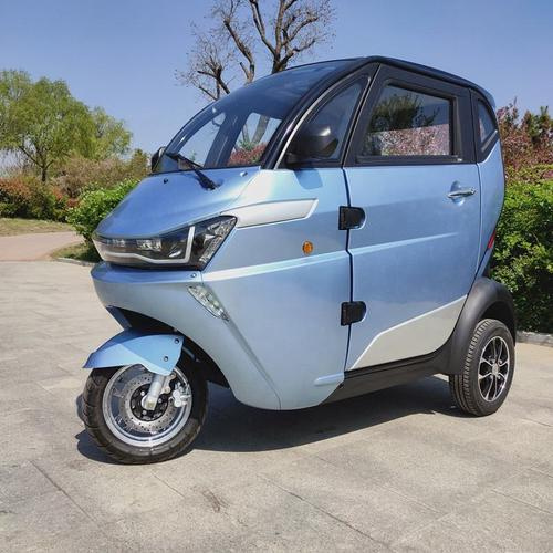 Best Low price 3 Wheel Enclosed Electric Tricycles Four Wheel Adult Electric Car