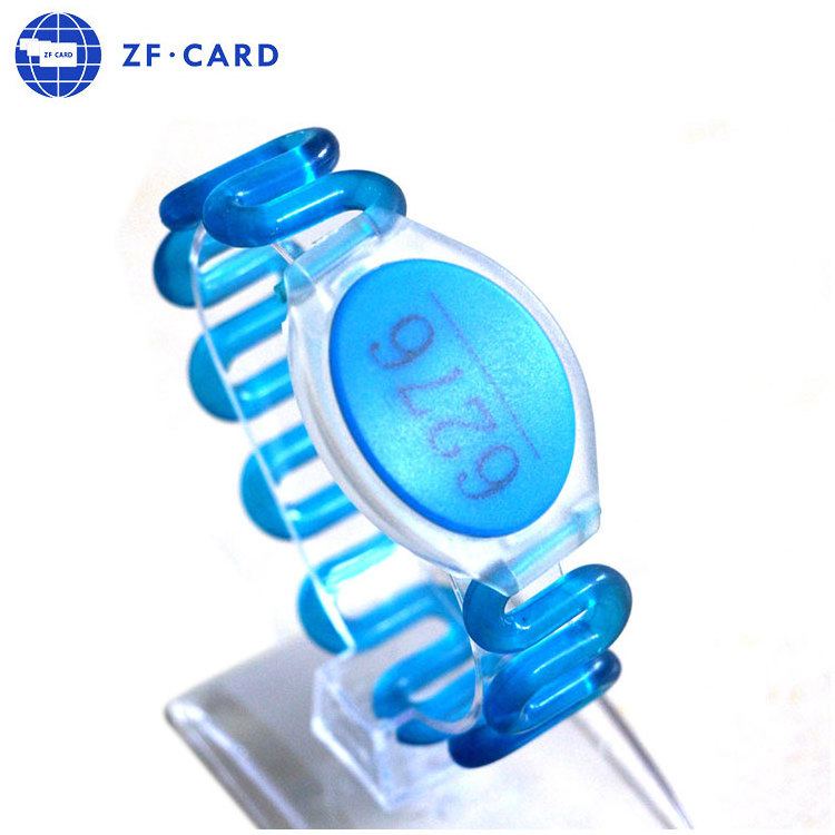 Anti-static and easy accessing RFID 13.56mhz bracelet hotel wristband