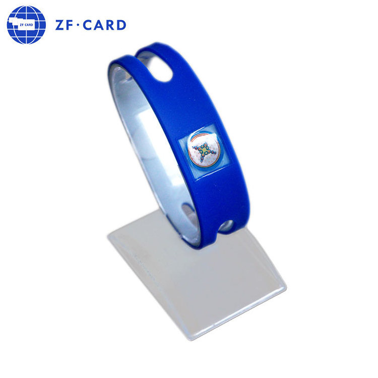 Anti-static and easy accessing RFID 13.56mhz bracelet hotel wristband