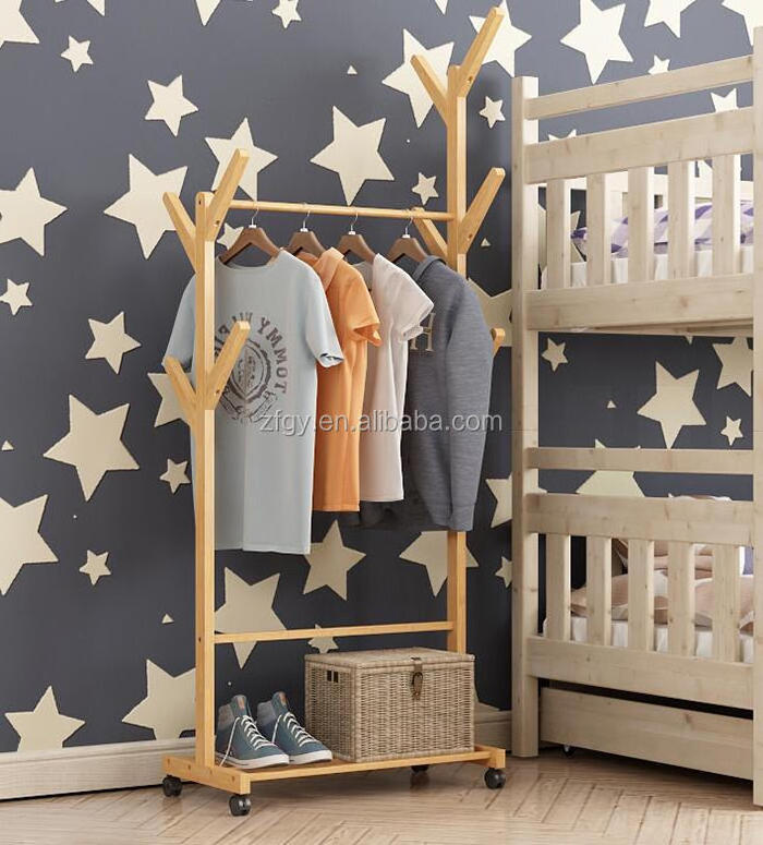 Freestanding wooden clothing store display rack with wheels