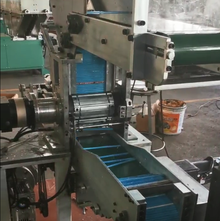 Production Line Plastic Pencil Making Manufacturing Moulding Machine