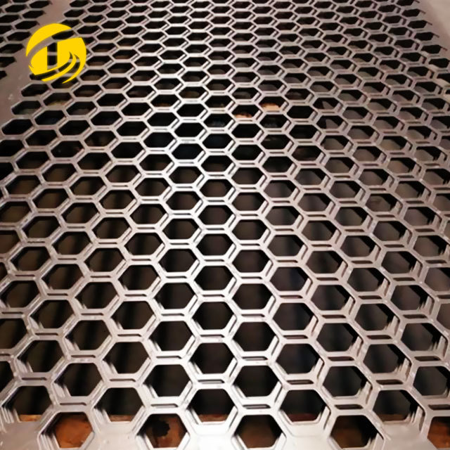 Stainless Steel Honeycomb Perforated Mesh in various aperture