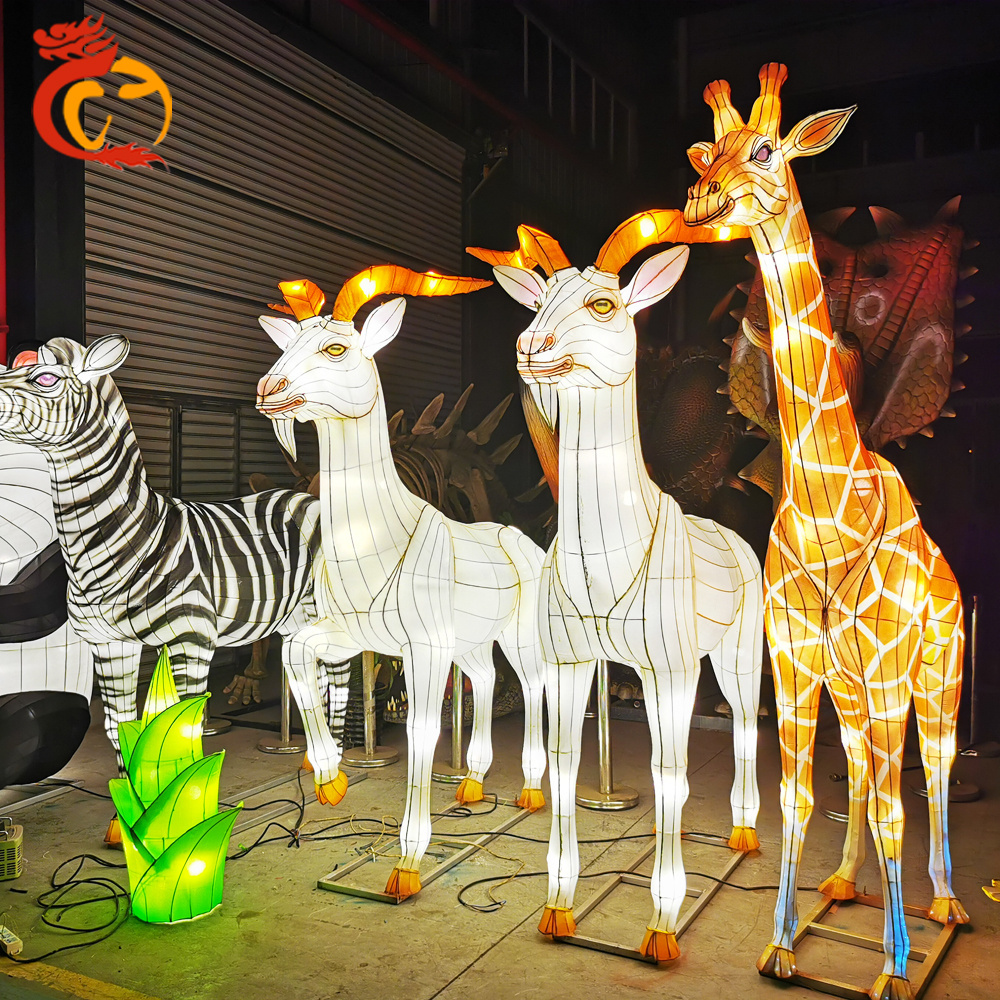 Traditional Chinese silk handmade fabric outdoor animal lanterns for sale