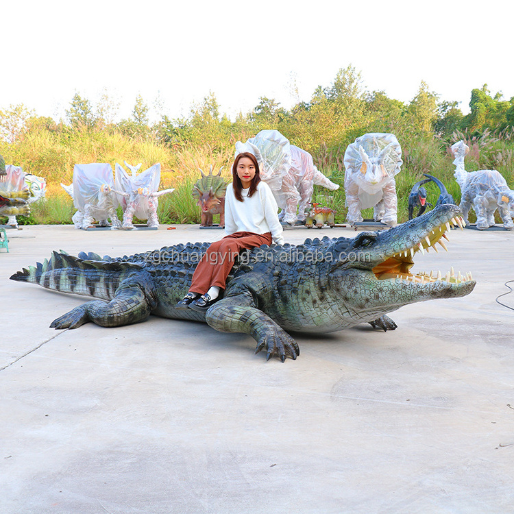 Zoo activities prop animal sculpture robotic crawling life size waterproof walking animatronic crocodile for sale