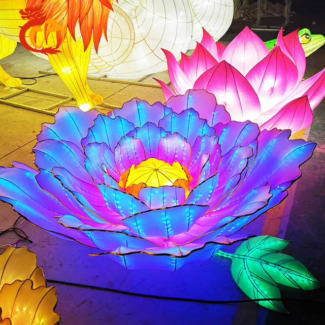 Chinese outdoor festival lanterns with led flower lanterns show art