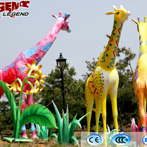 Giraffe lantern Exotic animal simulation model Festive carnival decoration Chinese traditional silk lantern