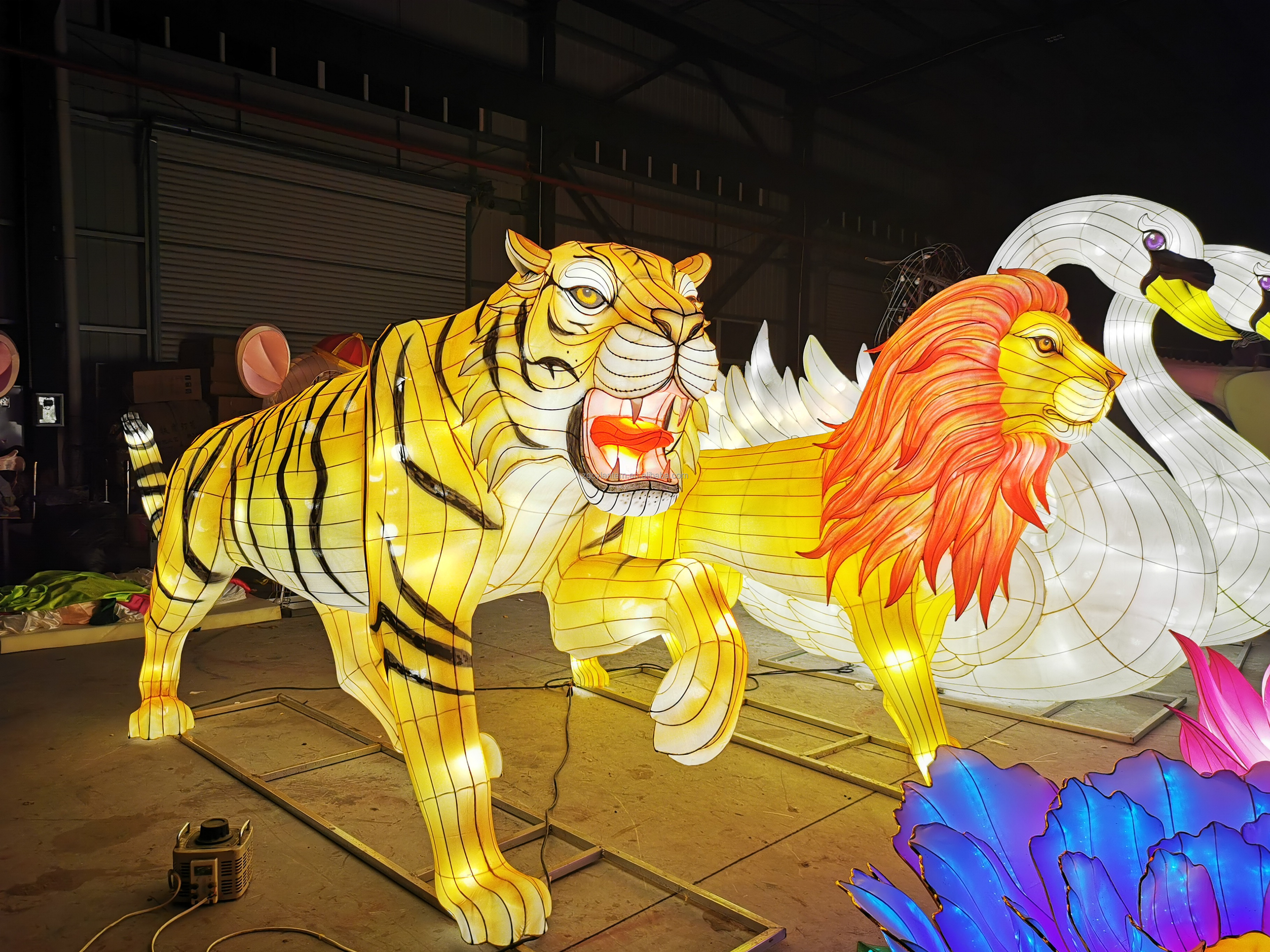 Festival lanterns decoration wholesale  handmade custom-made animal lanterns