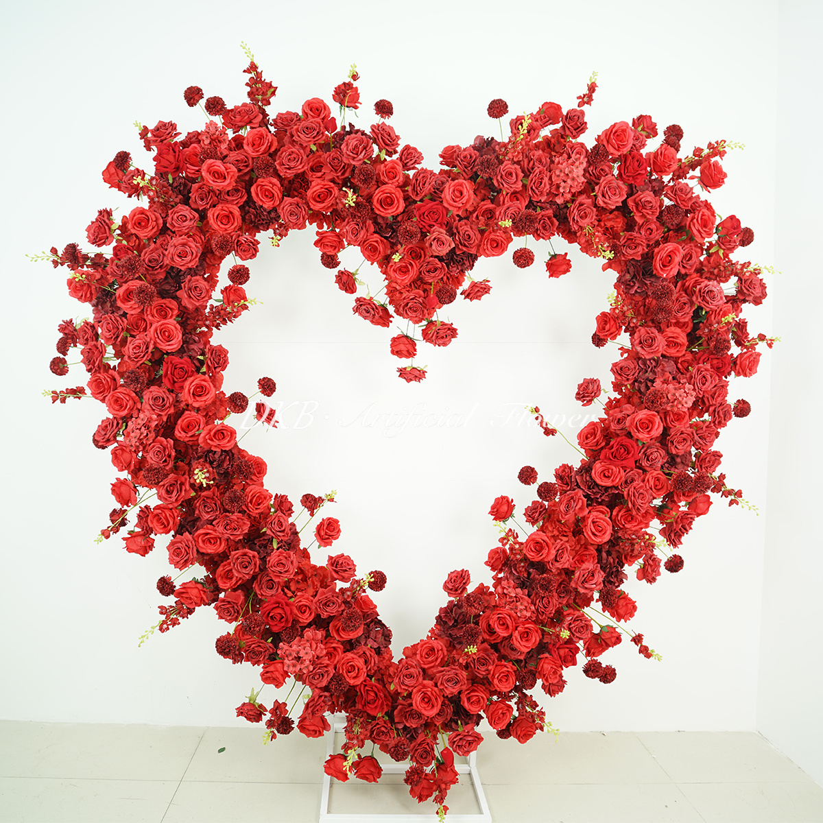 Hot Sale Red Heart Shaped Arch Flowers with Rose For Special Event like Party Centerpieces/ Wedding Decorations