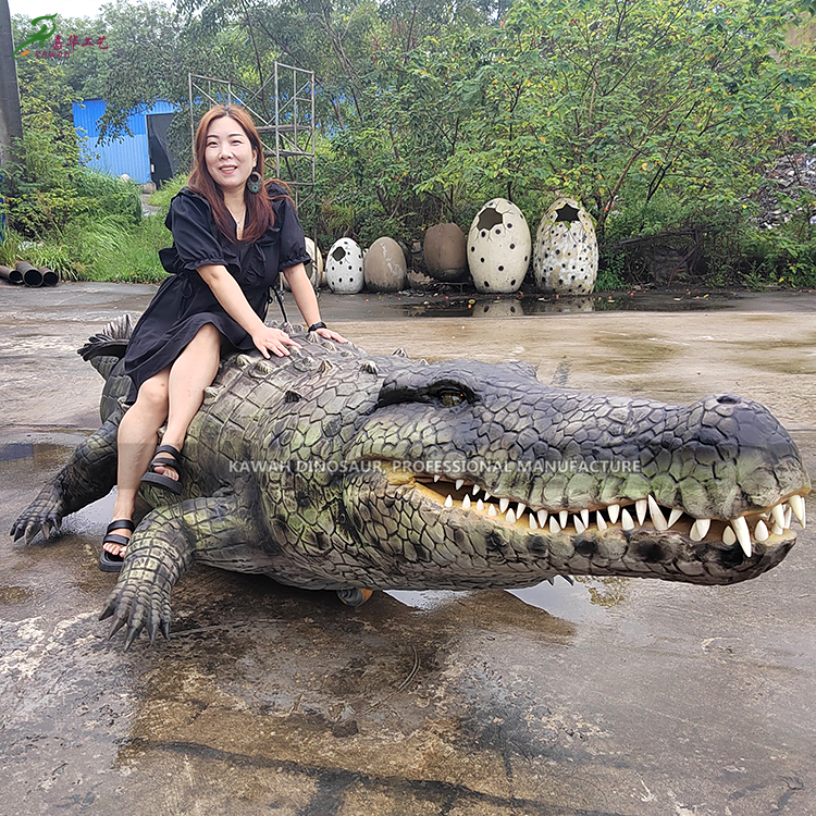 Lifelike Walking Crocodile Ride Amusement Park Animals Rides Customized Factory Sale