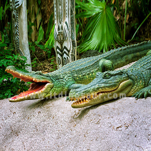 Walking Waterproof Life Size Animatronic Crocodile