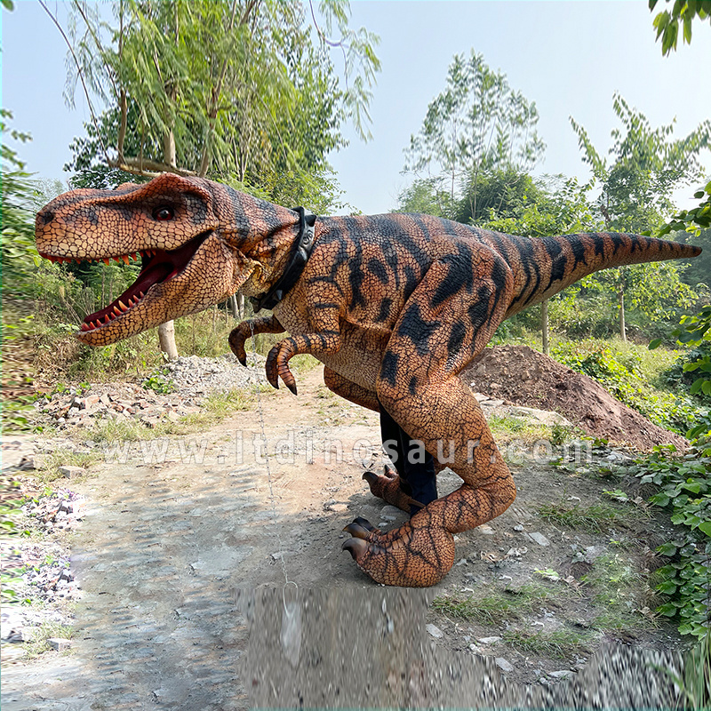 Jurassic World Zigong Animated Lifelike Raptor Suit Walking Professional Make Realistic Dinosaur Costumes Of Velociraptor