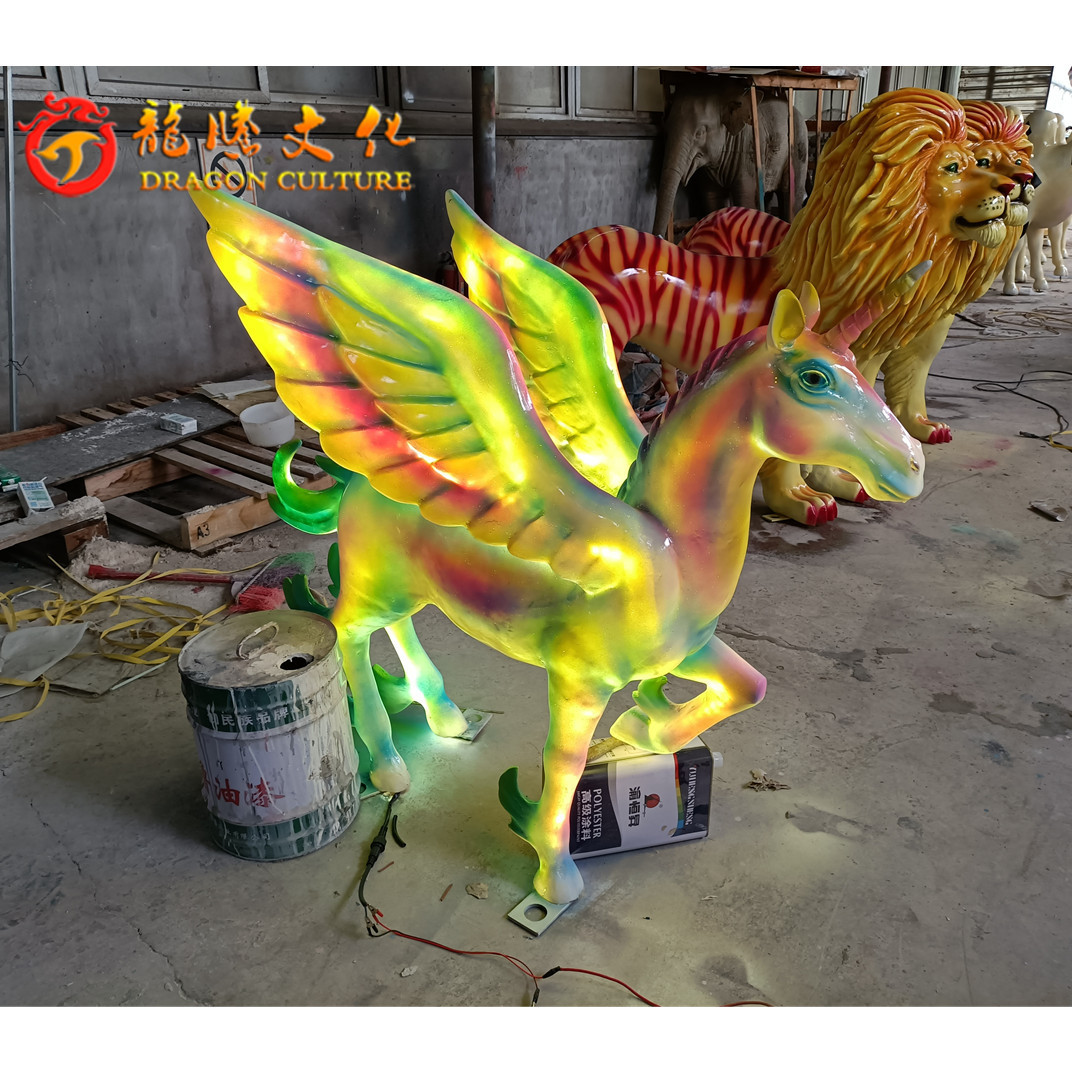 Realistic Fiberglass LED Luminous Luminescent Lighting Simulation Unicorn Resin Animal Statue for Park Outside Decorations