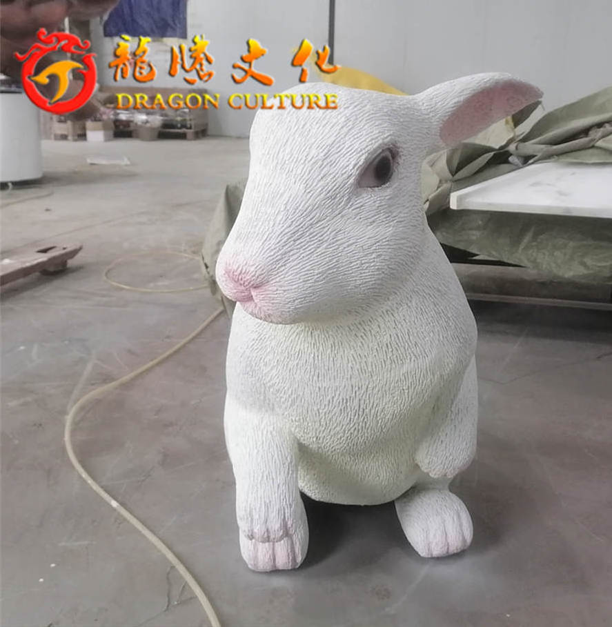 Cutest life size realistic vivid  top Quality fiberglass rabbit statue animatronic animal model for exhibition