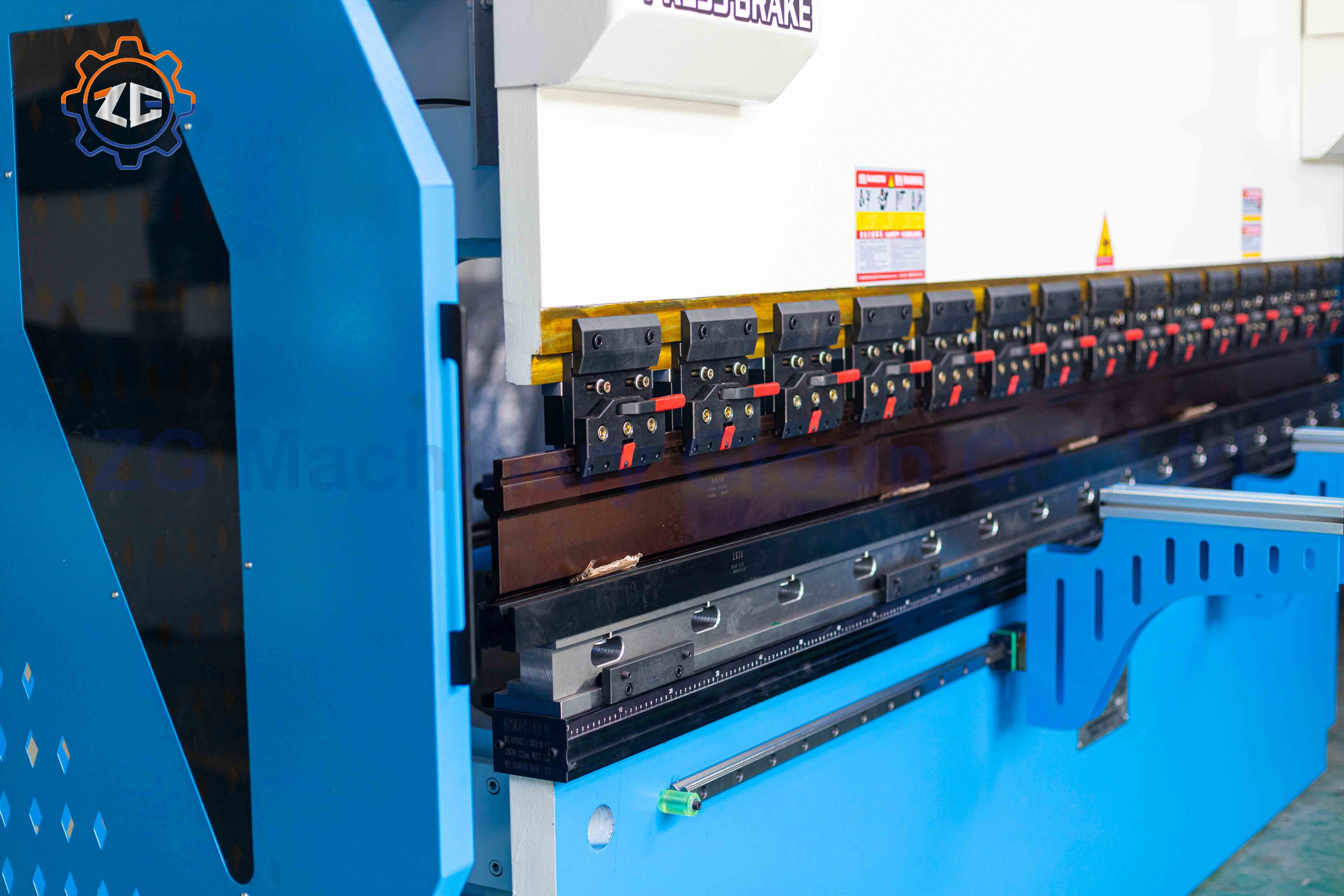 ZG Fully Automatic Hydraulic Press Brake for Seamless Metal Bending WE67K-63/2500 Automatic Bending Brake Folding Machine