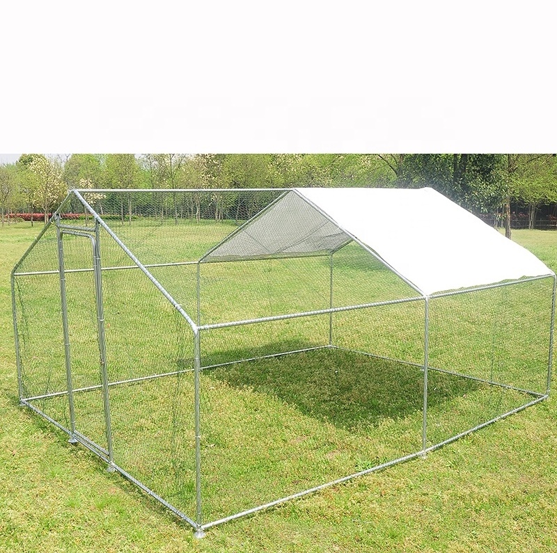 Outdoor Walk-in Poultry Cage Hen Run House Rabbits with Waterproof Cover and Secure Lock