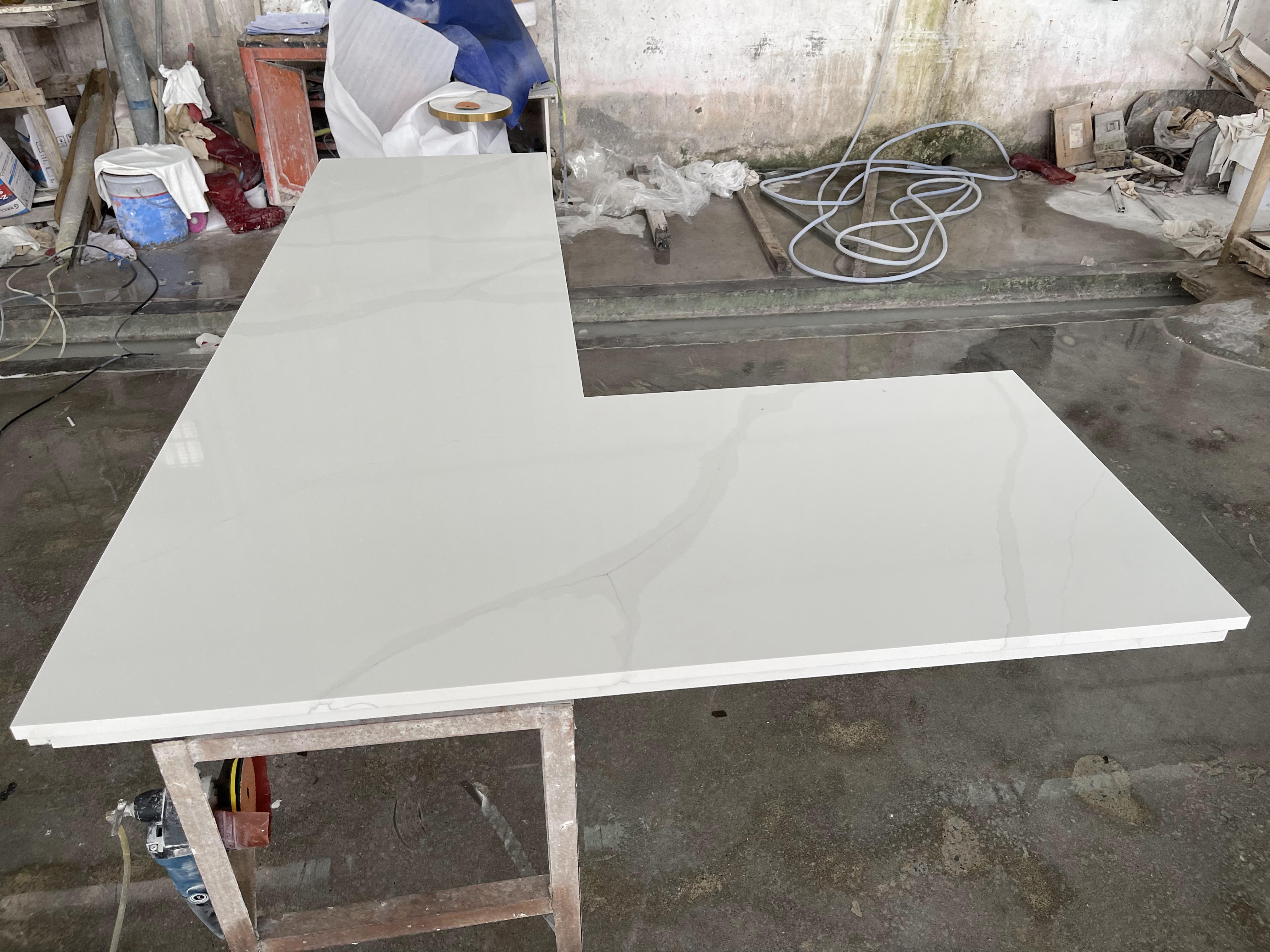 White quartz stone Custom Kitchen Worktops Desk Tops Wholesale Flat Edge quartz stone Countertop Bathroom Countertop