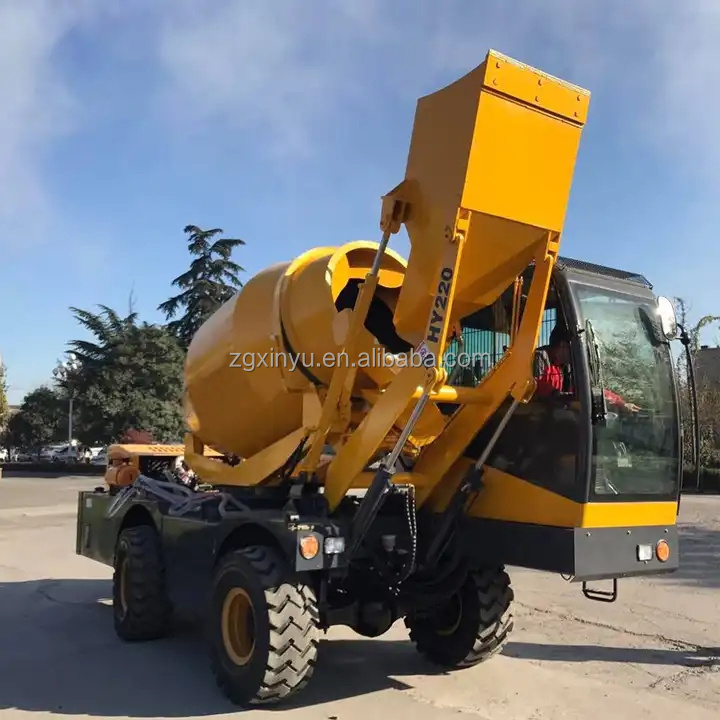 New design portable mini self loading concrete mixer truck