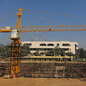 construction hoist flat-top tower crane QTZ200 Model types of sale