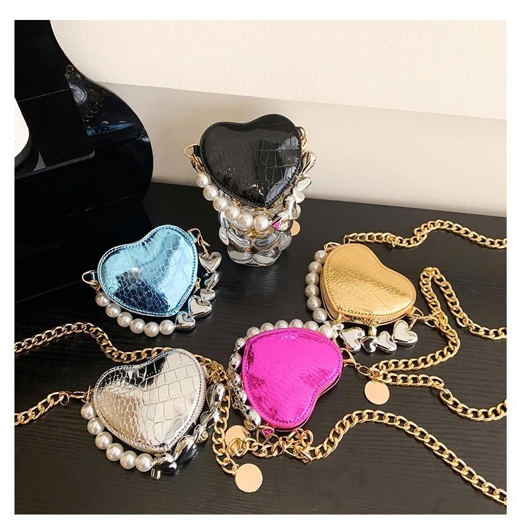 2024 Hot Selling Pearl Kids Mini Crossbody Handbags Heart Shape Hand Bags Chain Toddler Purses For Girls