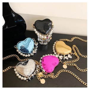 2024 Hot Selling Pearl Kids Mini Crossbody Handbags Heart Shape Hand Bags Chain Toddler Purses For Girls