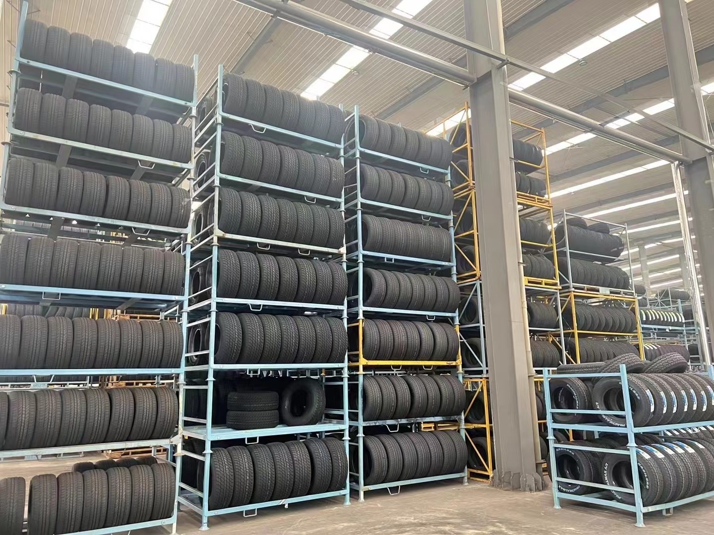 Great quality heavy tyre 11R22.5 12R22.5 radial truck tire with fast delivery