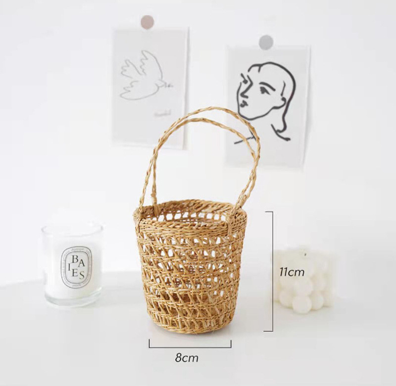 Ins Rattan Grass hand-woven small flower basket Household Hand Basket cosmetics storage basket