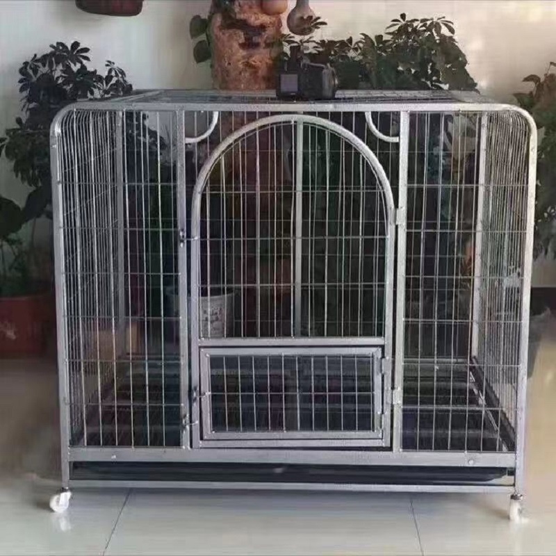 High Quality Iron Tube Dog Kennels Cage Metal Pet Playpen Heavy Duty Dog Crates Cage With Four Wheels