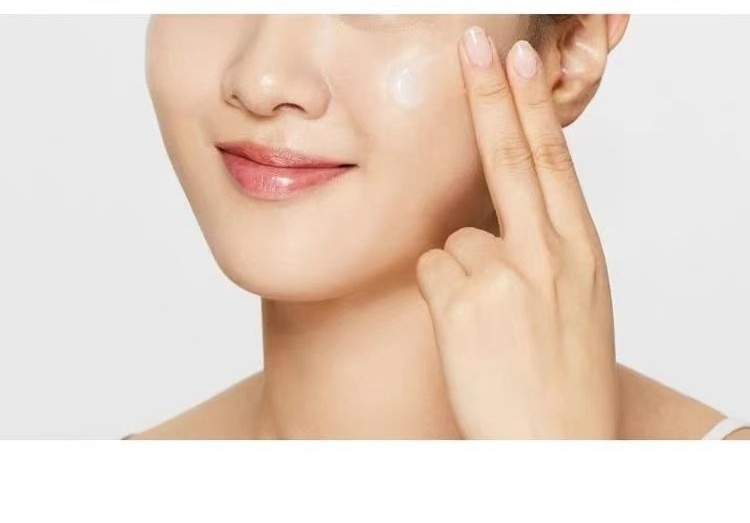 Korean Refreshing Non Greasy Lotion Cosr Oil-Free Moisturizing Face Cream Suitable For All Skin Care Products